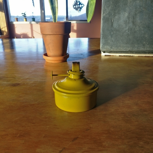 Yellow Metal Gas Lamp / outdoor / vintage